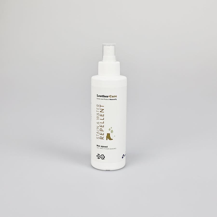 Stain and water repellent 250ml